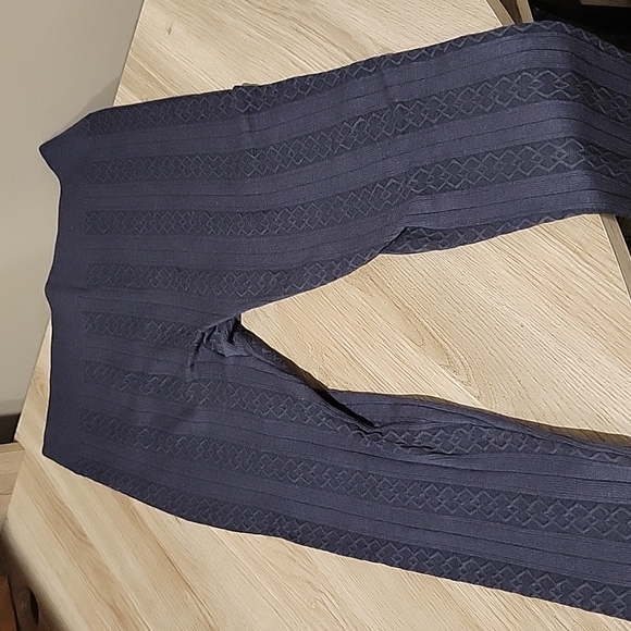 Time and Tru Black/Grey Cable Knit Leggings XL - Picture 4 of 4